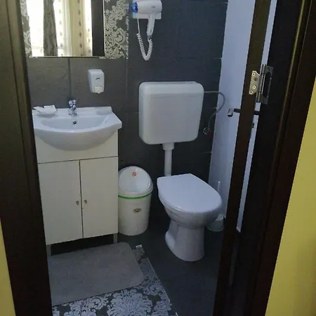 Casa Teilor Pitesti